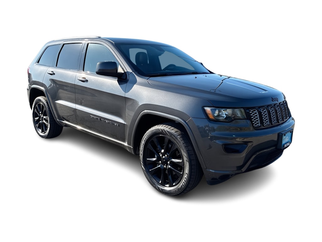 Thumbnail: 2018 Jeep Grand Cherokee - 15