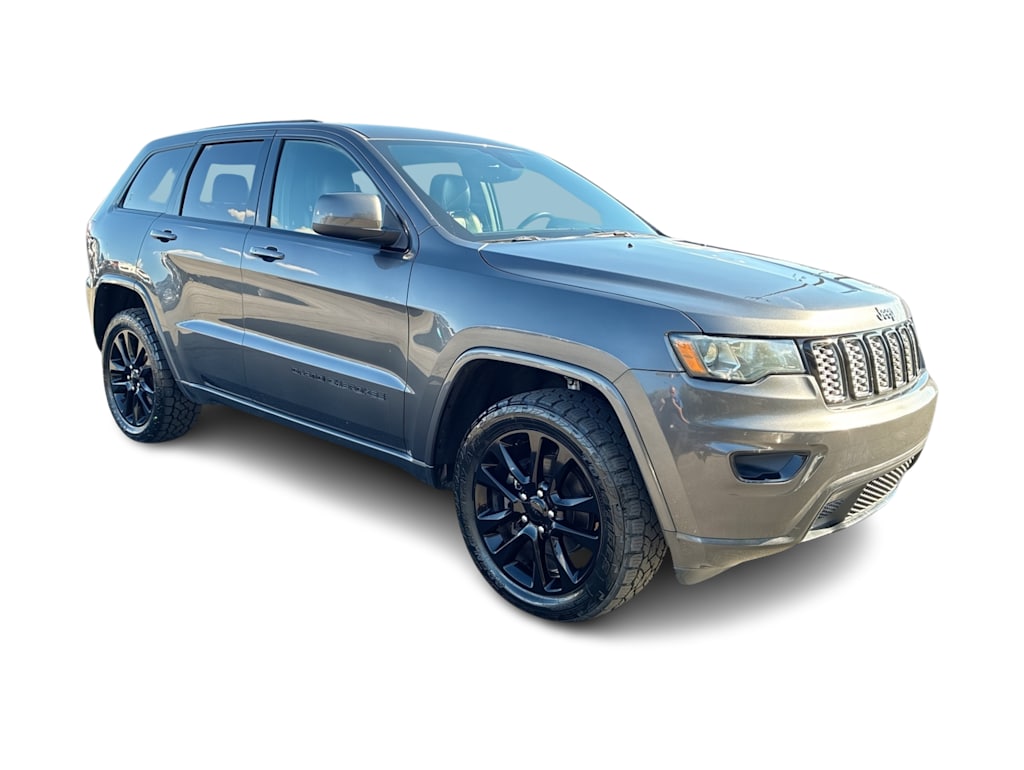 Thumbnail: 2018 Jeep Grand Cherokee - 16