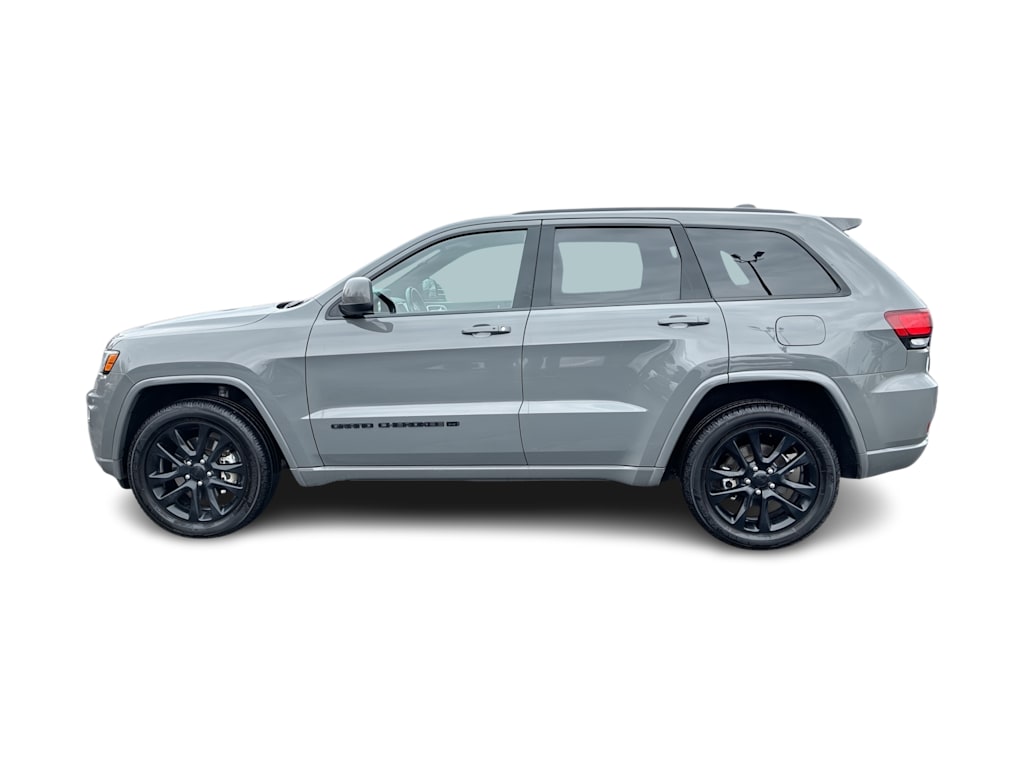 Thumbnail: 2022 Jeep Grand Cherokee - 3