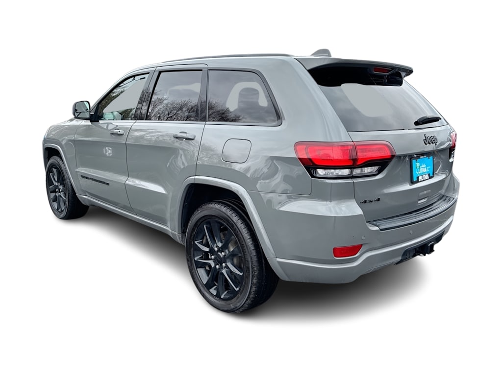 Thumbnail: 2022 Jeep Grand Cherokee - 4