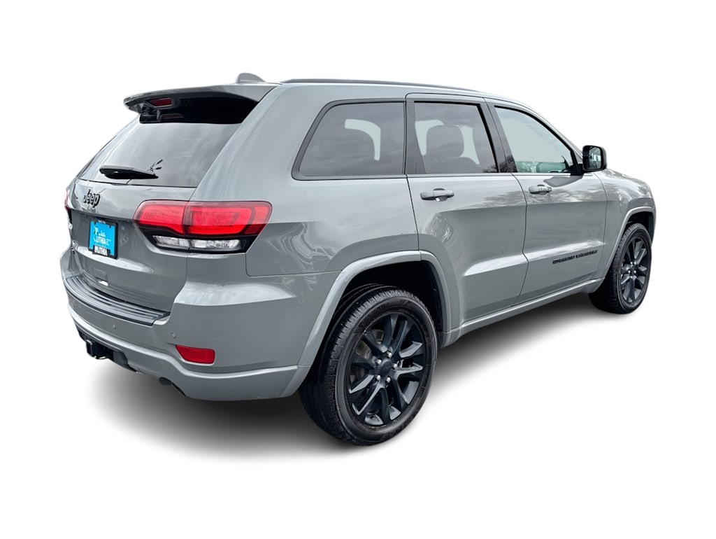 Thumbnail: 2022 Jeep Grand Cherokee - 18
