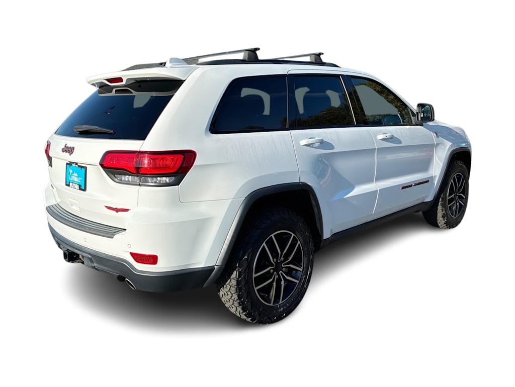 Thumbnail: 2020 Jeep Grand Cherokee - 16