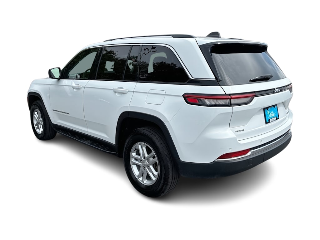 Thumbnail: 2023 Jeep Grand Cherokee - 4