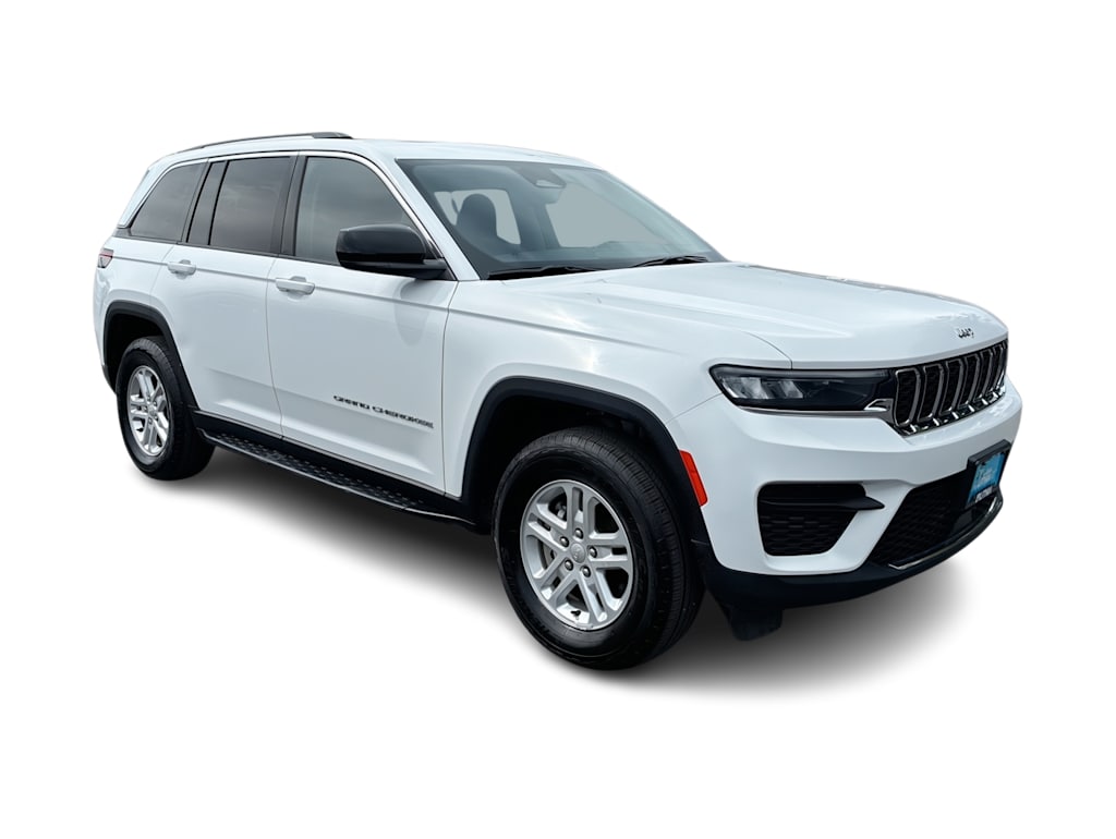 Thumbnail: 2023 Jeep Grand Cherokee - 14