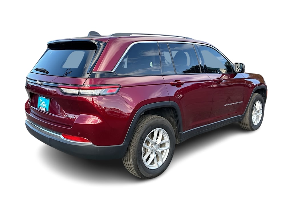 Thumbnail: 2023 Jeep Grand Cherokee - 17