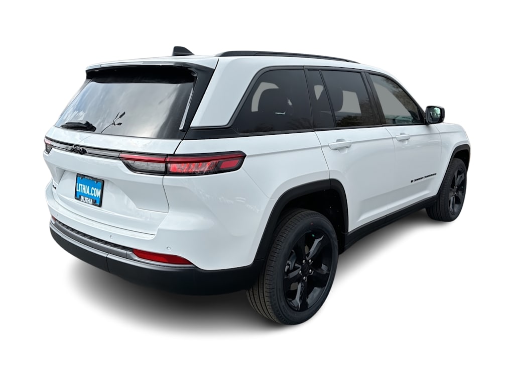Thumbnail: 2026 Jeep Grand Cherokee - 17