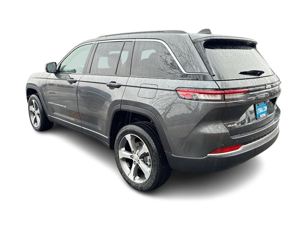 Thumbnail: 2026 Jeep Grand Cherokee - 16