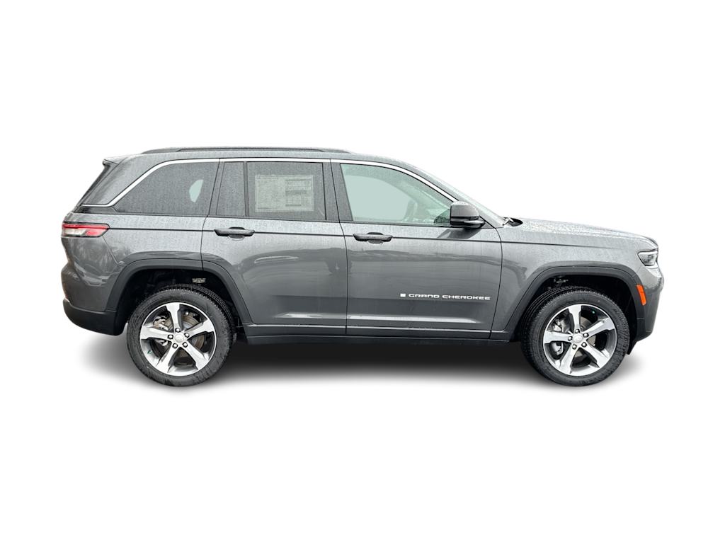 Thumbnail: 2026 Jeep Grand Cherokee - 19