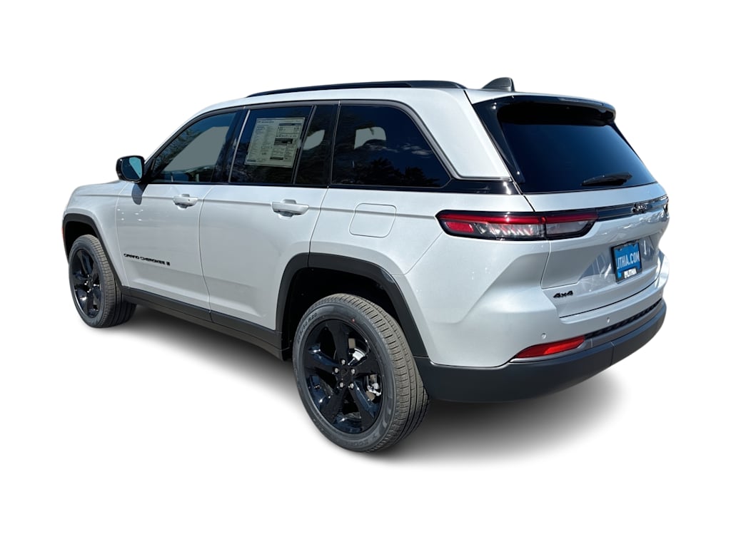 Thumbnail: 2026 Jeep Grand Cherokee - 4