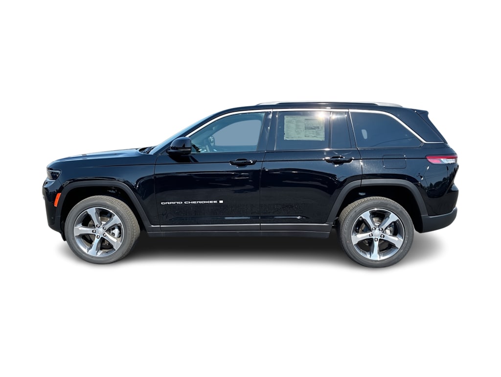 Thumbnail: 2026 Jeep Grand Cherokee - 3