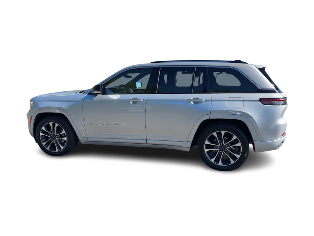 Thumbnail: 2023 Jeep Grand Cherokee - 14