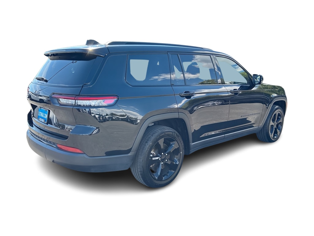Thumbnail: 2023 Jeep Grand Cherokee L - 17