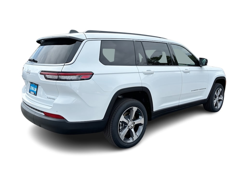 Thumbnail: 2026 Jeep Grand Cherokee L - 18