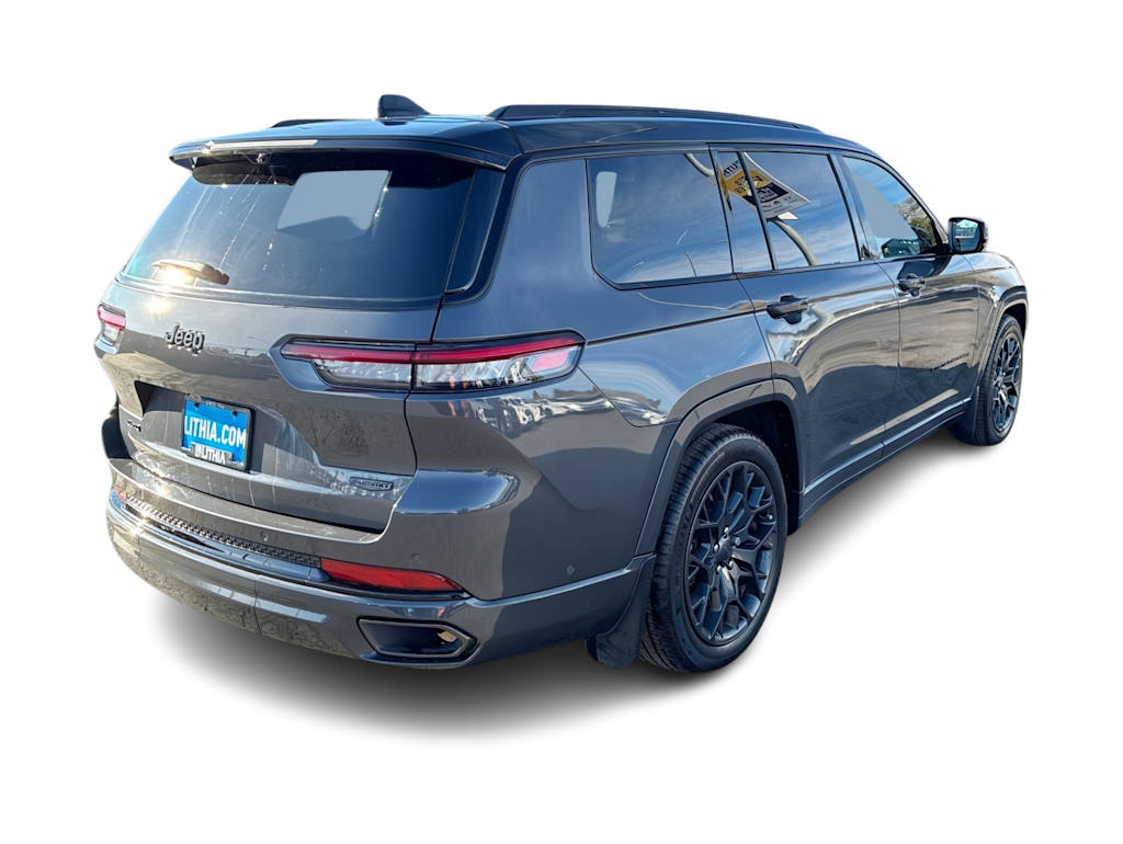 Thumbnail: 2023 Jeep Grand Cherokee L - 17