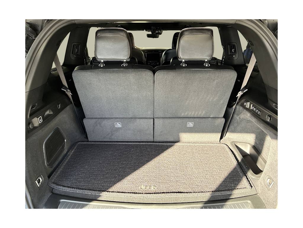 Thumbnail: 2023 Jeep Grand Cherokee L - 13