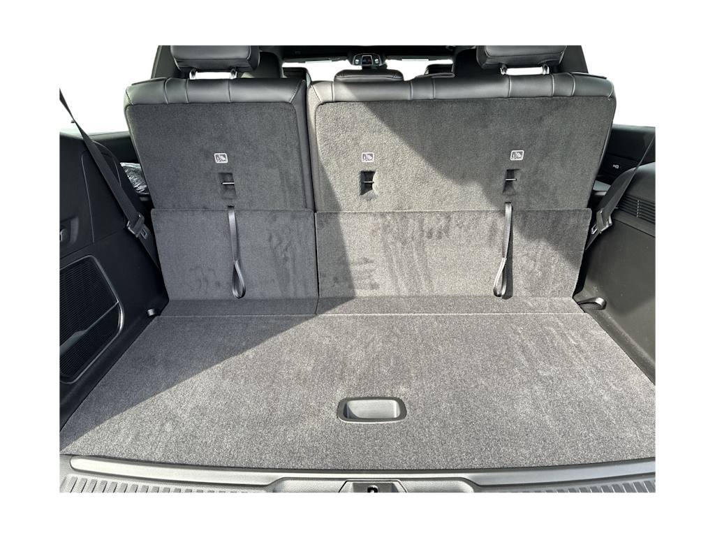 Thumbnail: 2026 Jeep Grand Wagoneer - 13