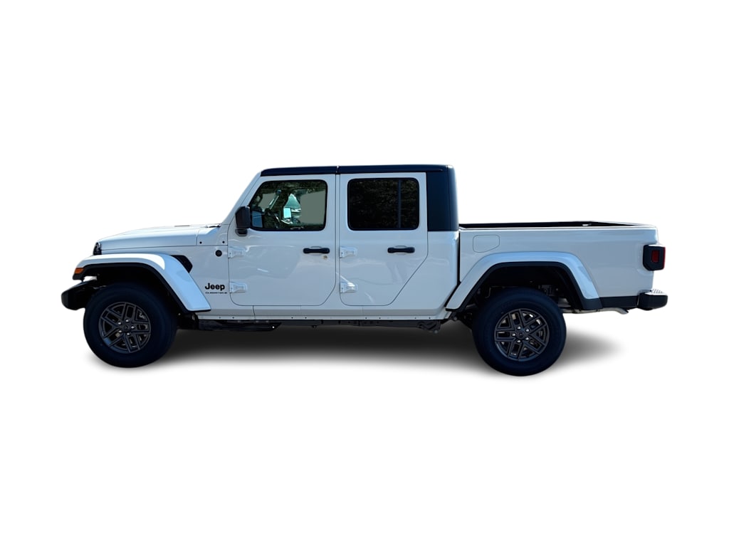 Thumbnail: 2026 Jeep Gladiator - 3