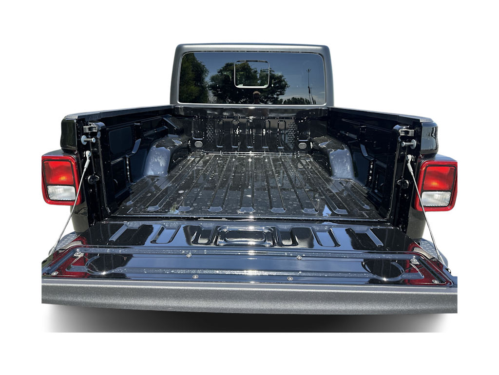 Thumbnail: 2025 Jeep Gladiator - 15