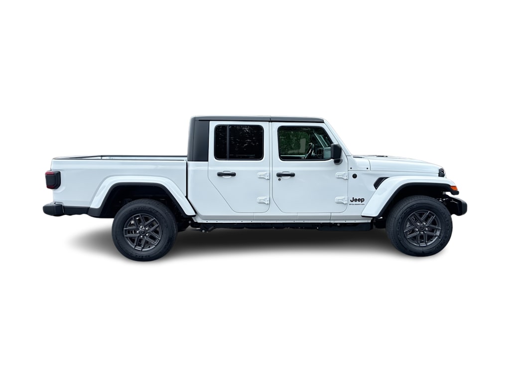 Thumbnail: 2026 Jeep Gladiator - 18