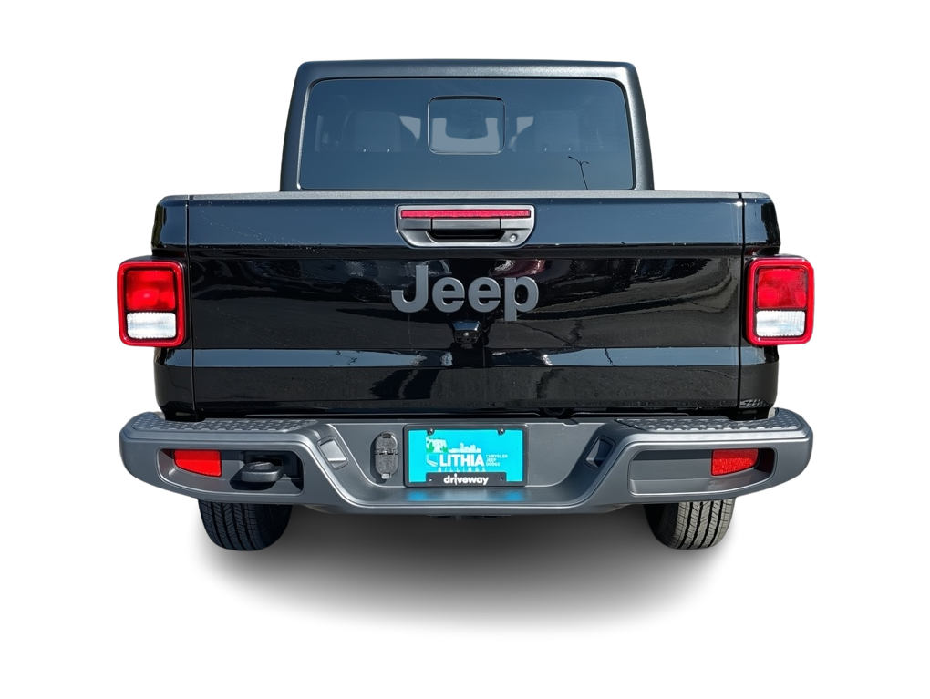 Thumbnail: 2026 Jeep Gladiator - 4