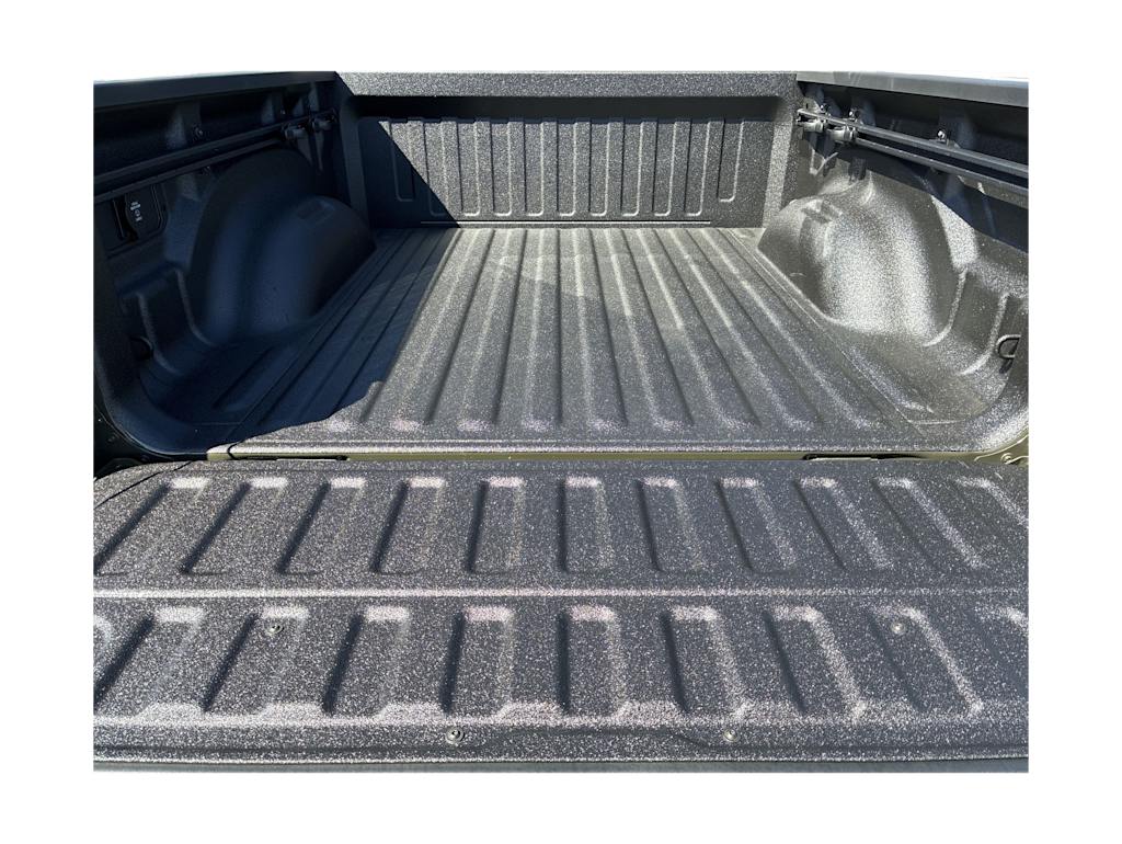 Thumbnail: 2026 RAM 1500 - 14