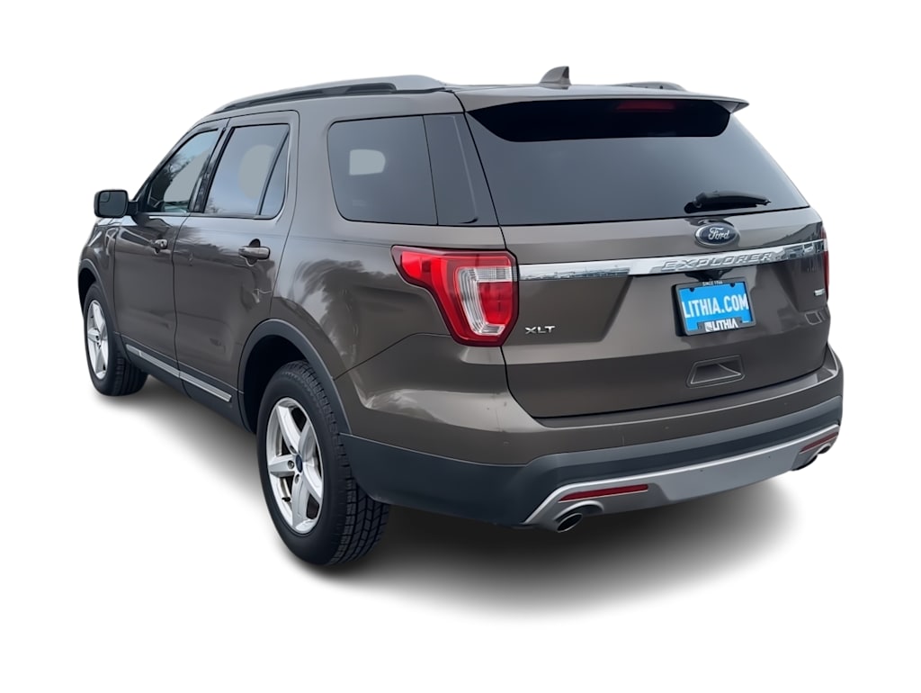 Thumbnail: 2016 Ford Explorer - 4