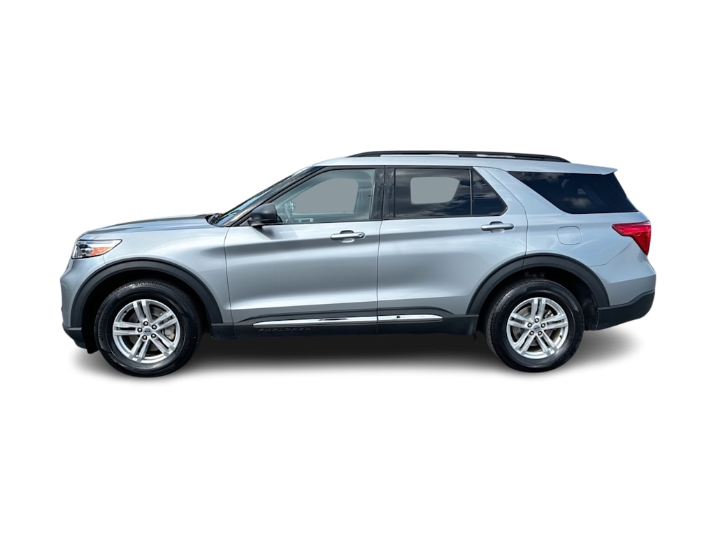 Thumbnail: 2022 Ford Explorer - 3