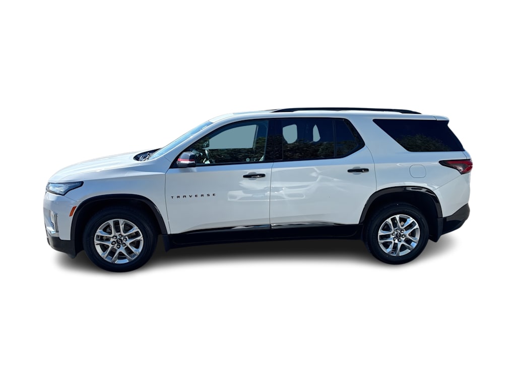 Thumbnail: 2022 Chevrolet Traverse - 3