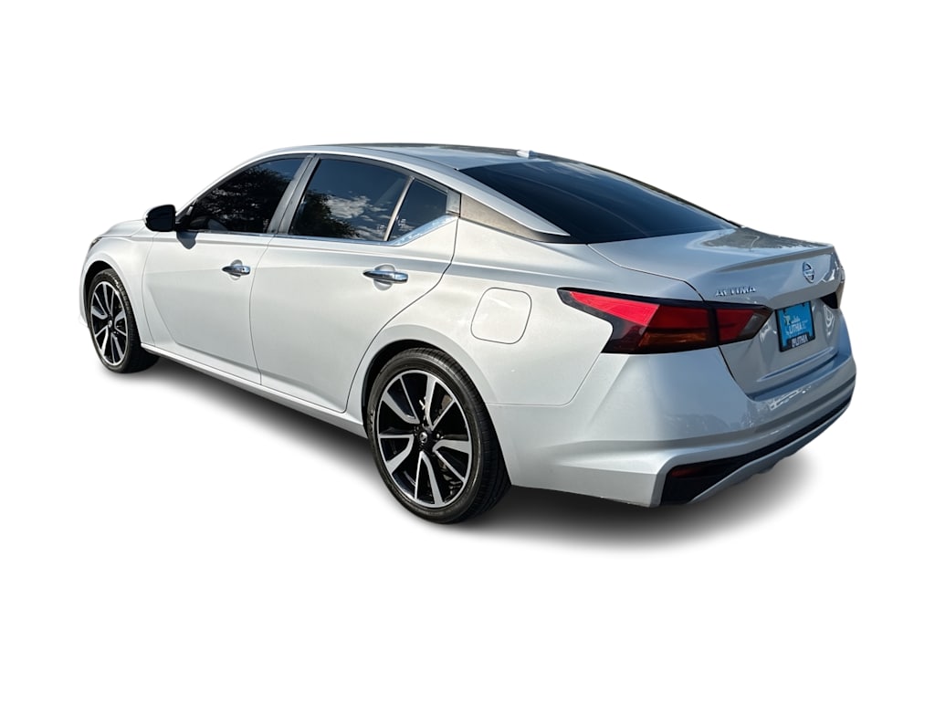 Thumbnail: 2019 Nissan Altima - 4