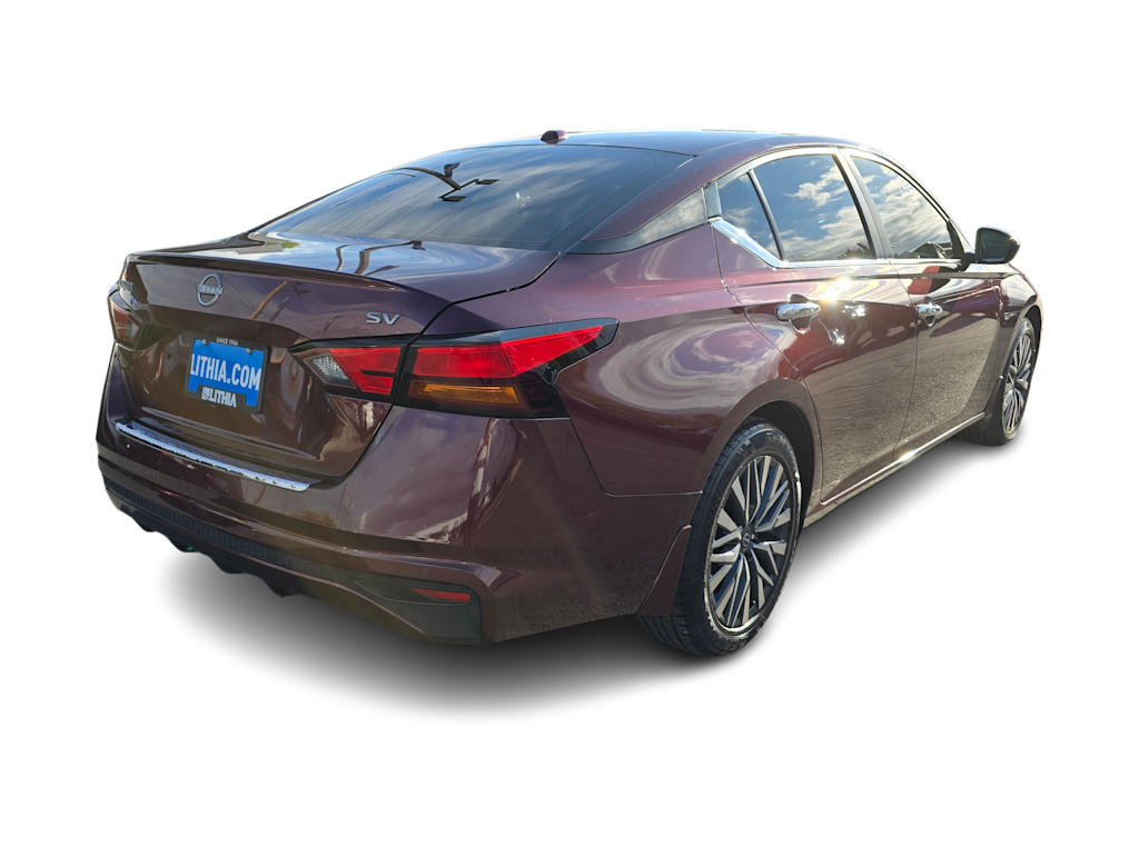 2023 Nissan Altima SV 17