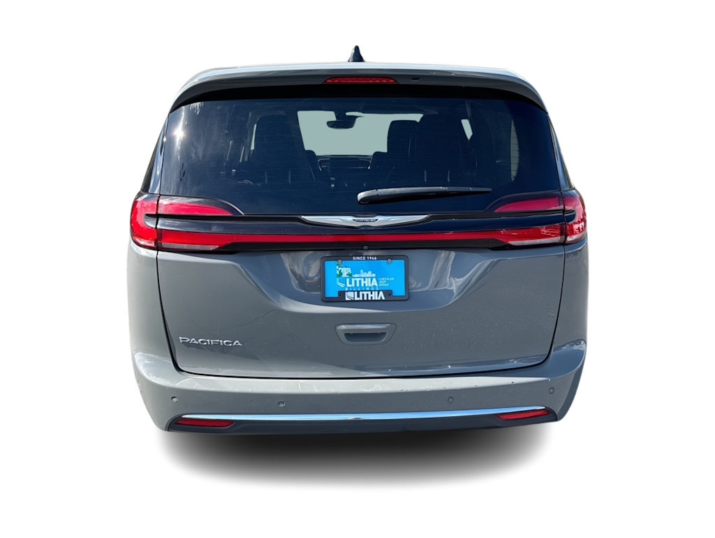Thumbnail: 2023 Chrysler Pacifica - 5