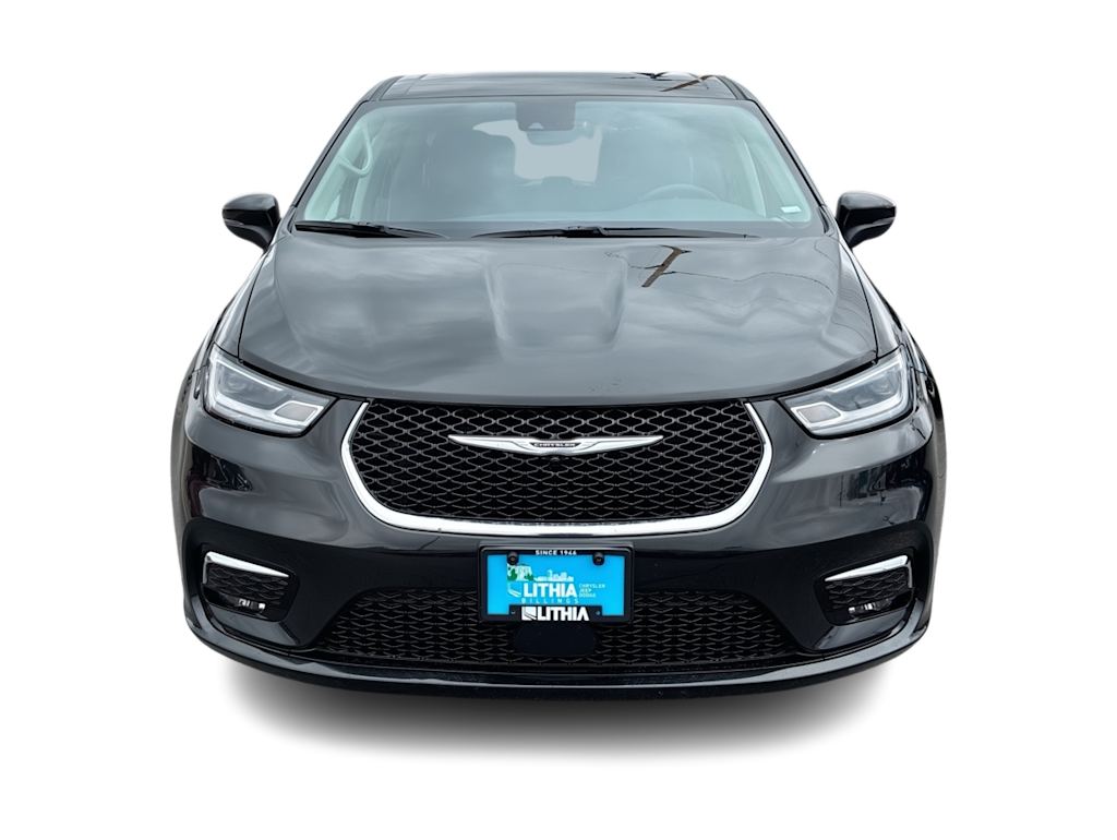 Thumbnail: 2023 Chrysler Pacifica - 5