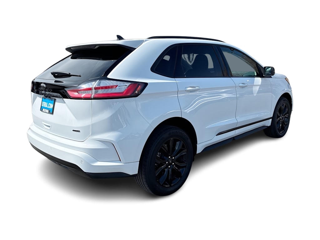 Thumbnail: 2024 Ford Edge - 18