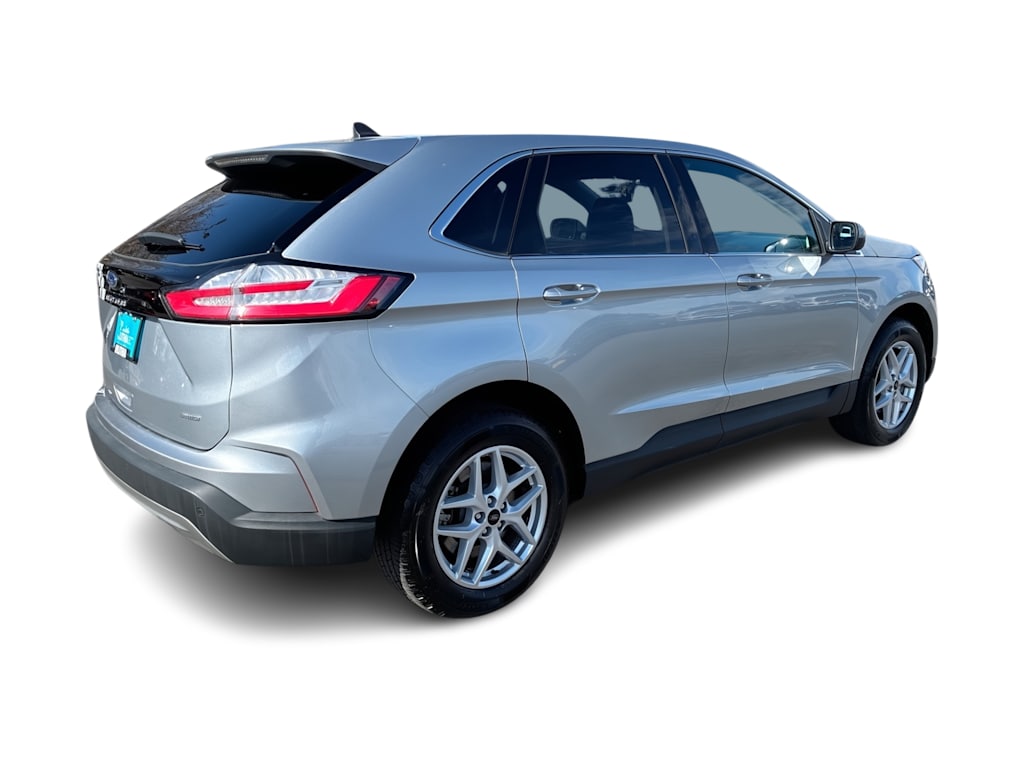 Thumbnail: 2023 Ford Edge - 17