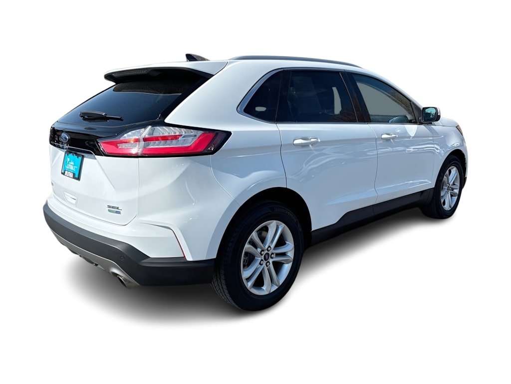 Thumbnail: 2020 Ford Edge - 17