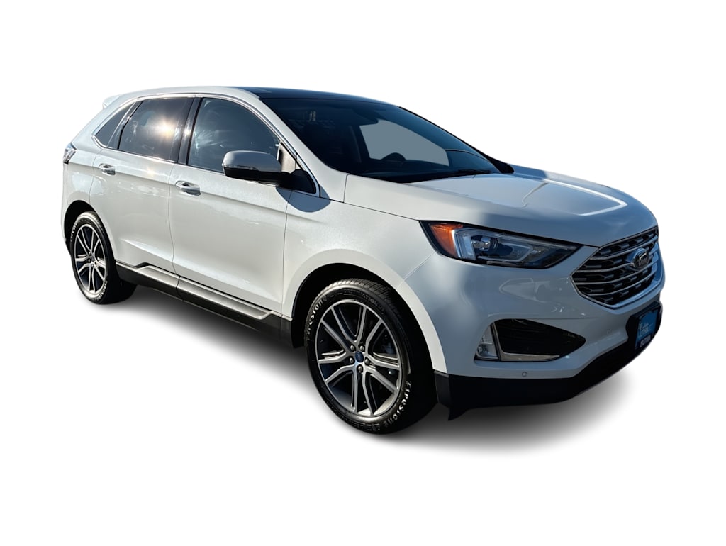 Thumbnail: 2020 Ford Edge - 16