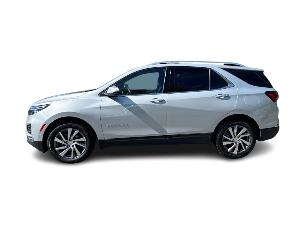 Thumbnail: 2022 Chevrolet Equinox - 3