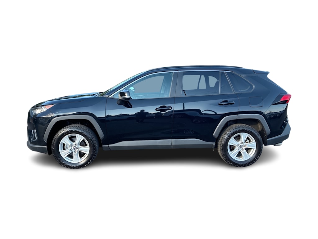 Thumbnail: 2019 Toyota RAV4 - 3