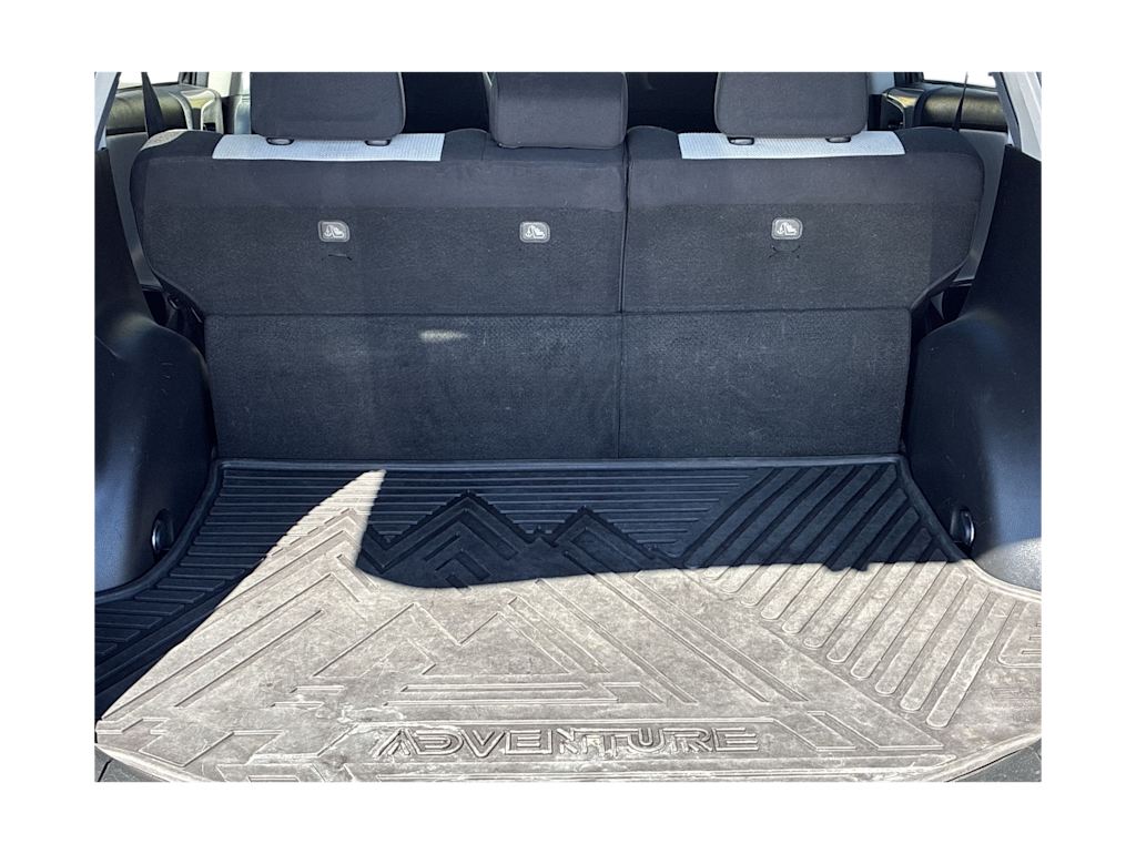 Thumbnail: 2018 Toyota RAV4 - 14