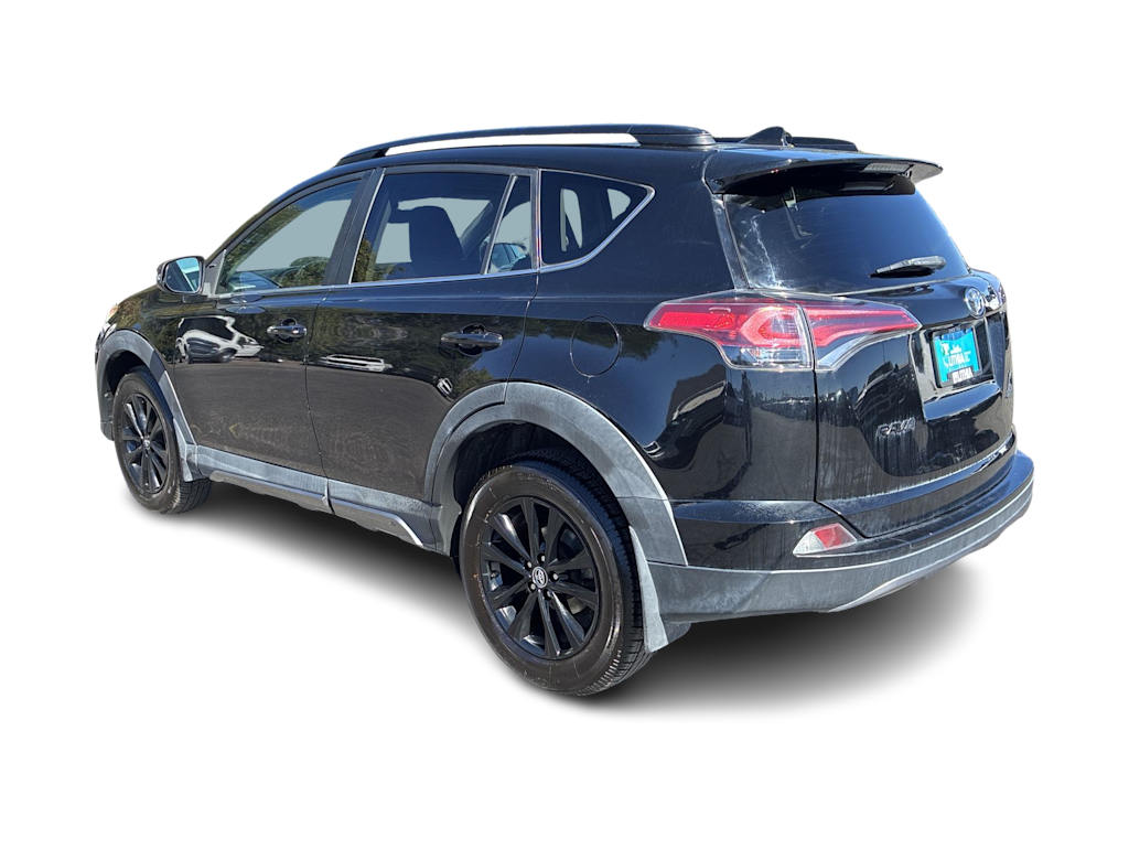 Thumbnail: 2018 Toyota RAV4 - 4