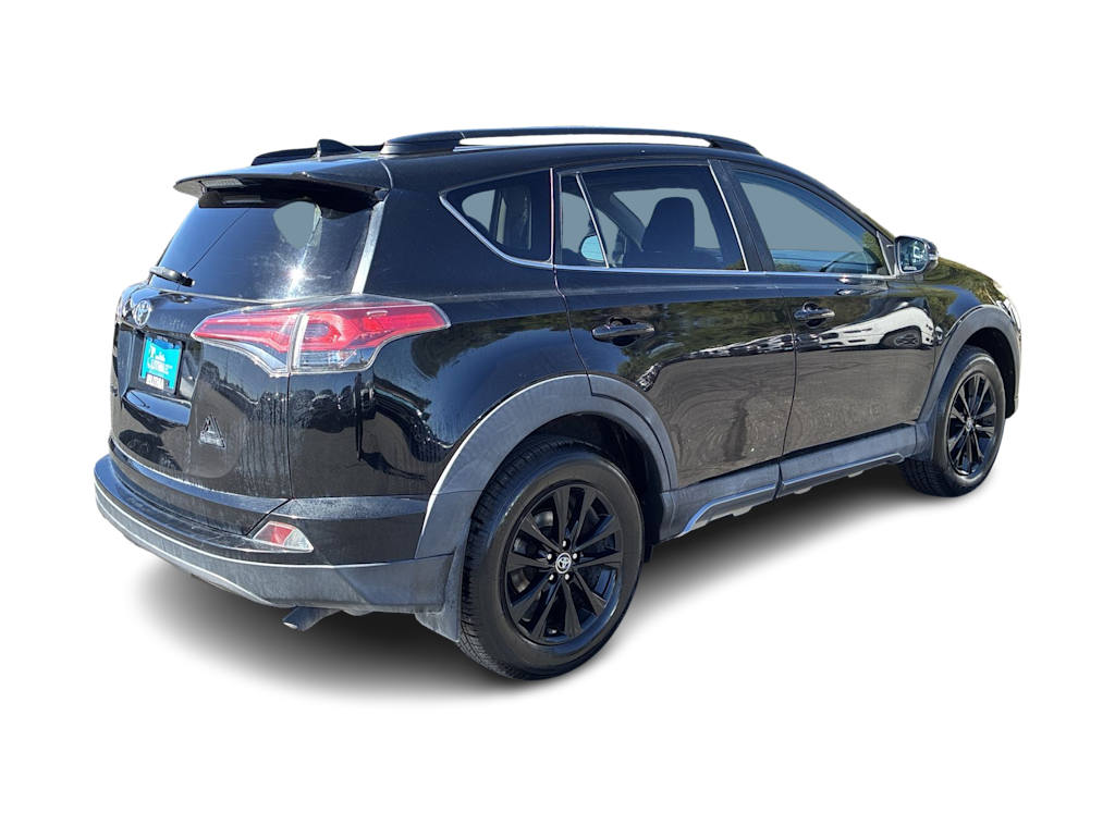 Thumbnail: 2018 Toyota RAV4 - 17