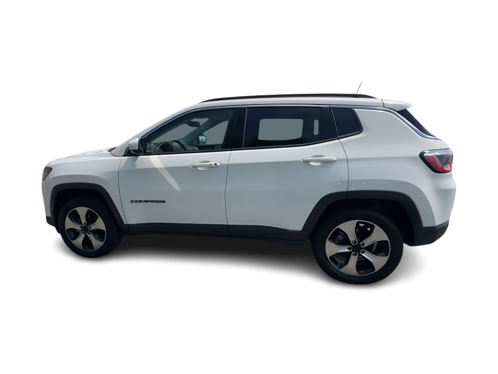 Thumbnail: 2018 Jeep Compass - 16