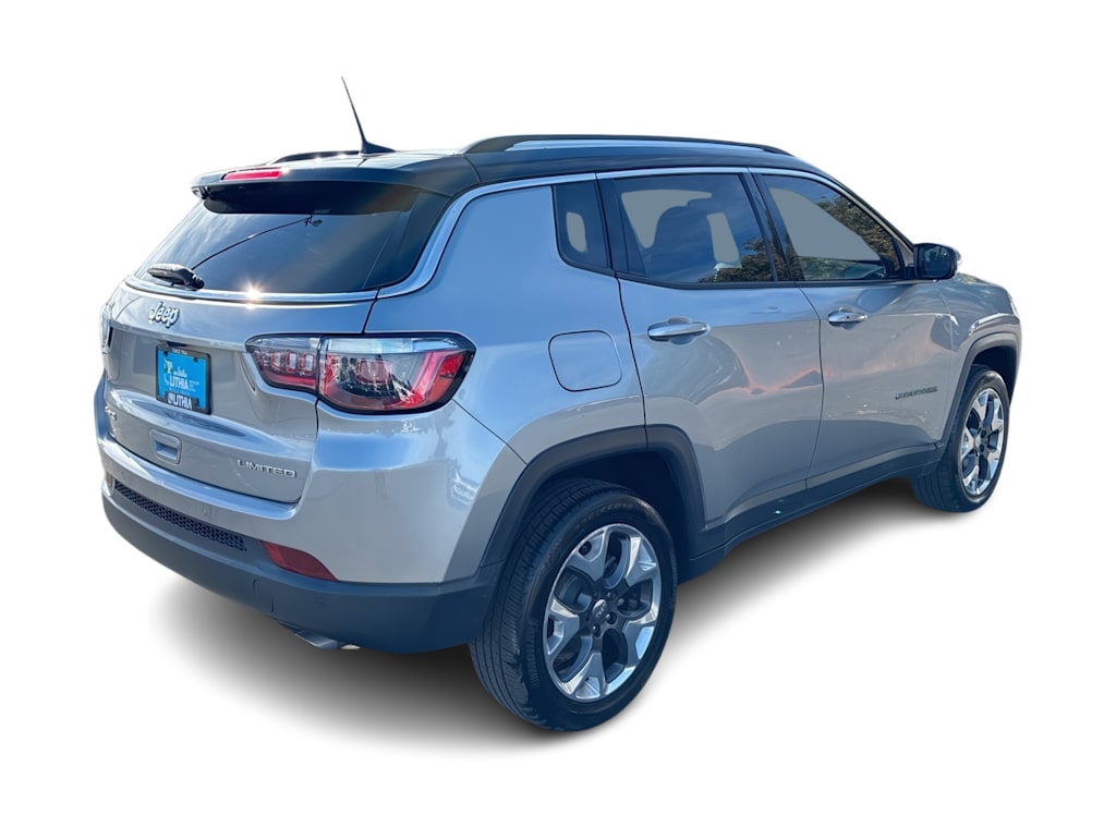 Thumbnail: 2018 Jeep Compass - 18