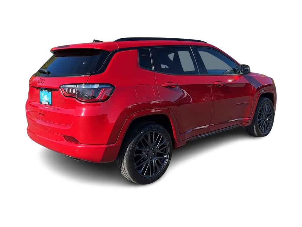 Thumbnail: 2023 Jeep Compass - 17