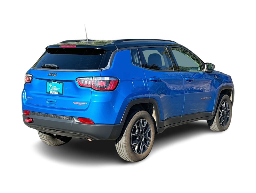 Thumbnail: 2019 Jeep Compass - 18