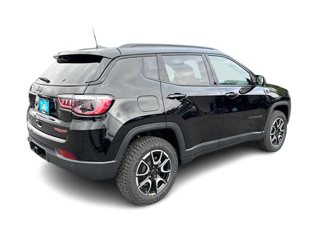 Thumbnail: 2026 Jeep Compass - 18