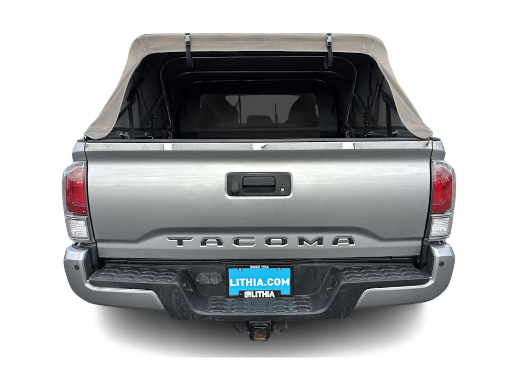 Thumbnail: 2020 Toyota Tacoma - 22