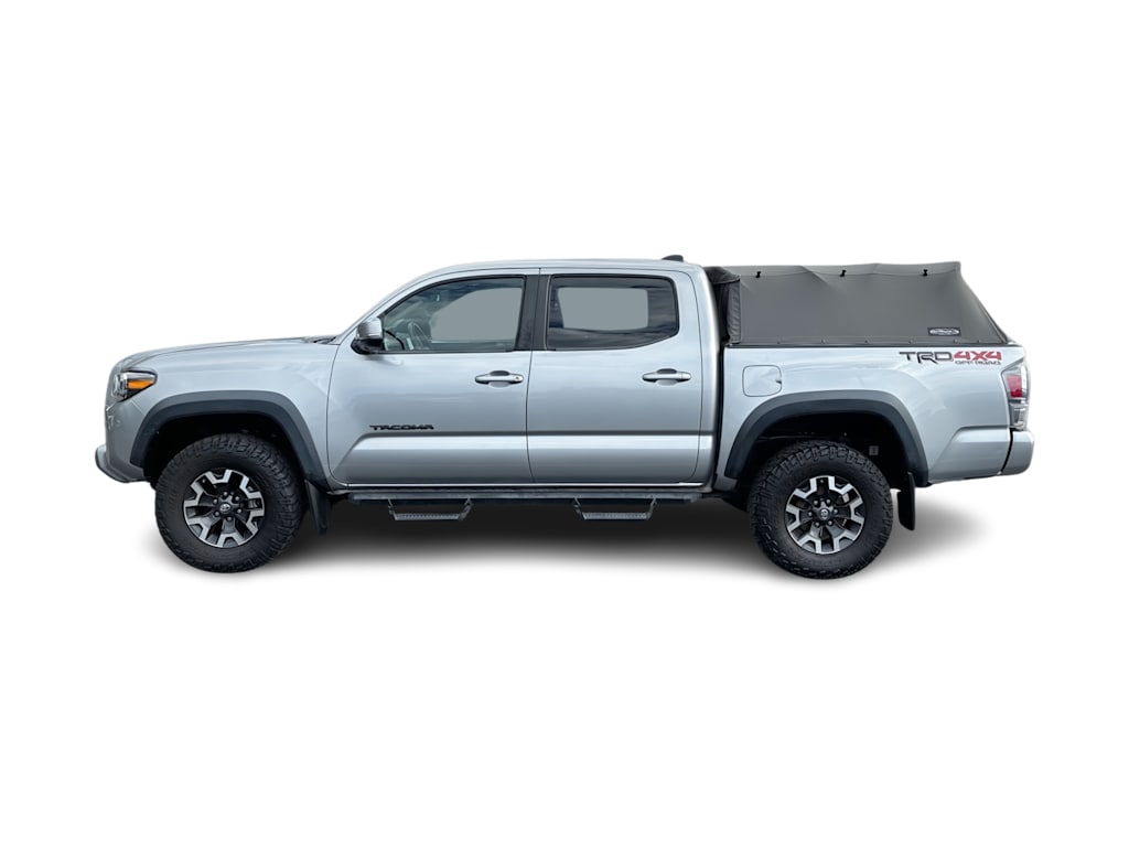 Thumbnail: 2020 Toyota Tacoma - 3
