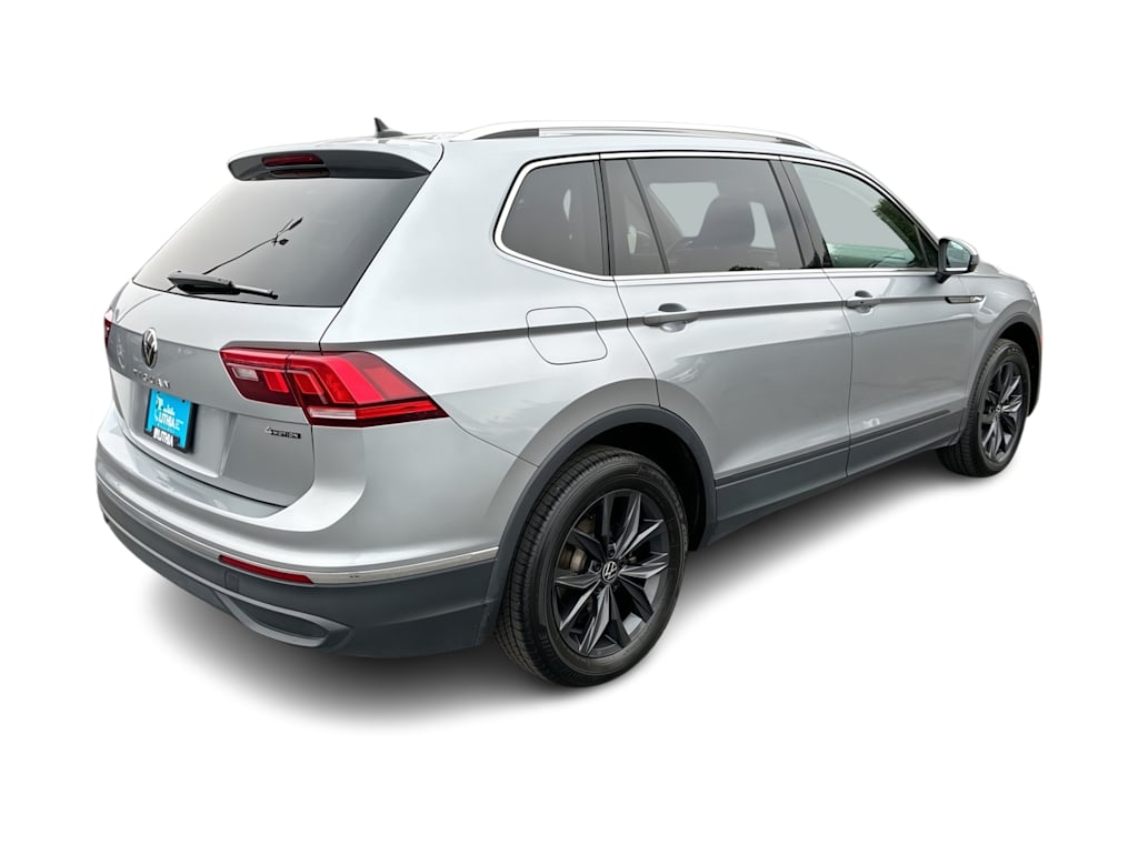 Thumbnail: 2024 Volkswagen Tiguan - 17