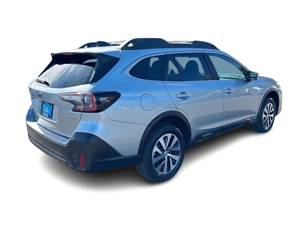 Thumbnail: 2021 Subaru Outback - 17